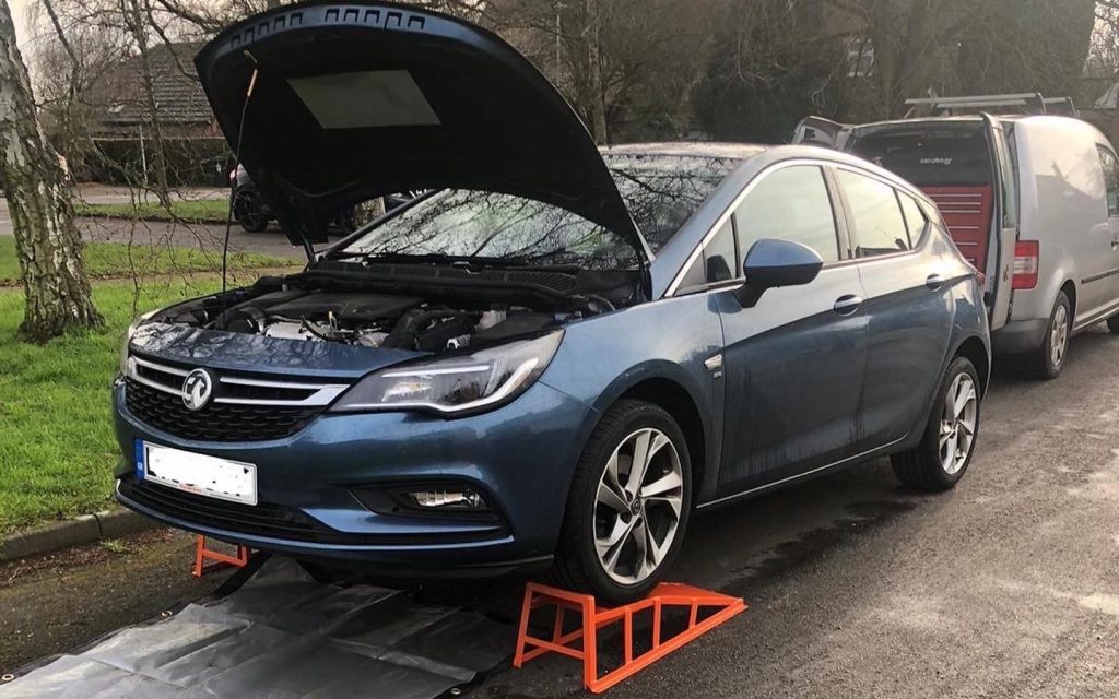 Mobile car mechanic Watford